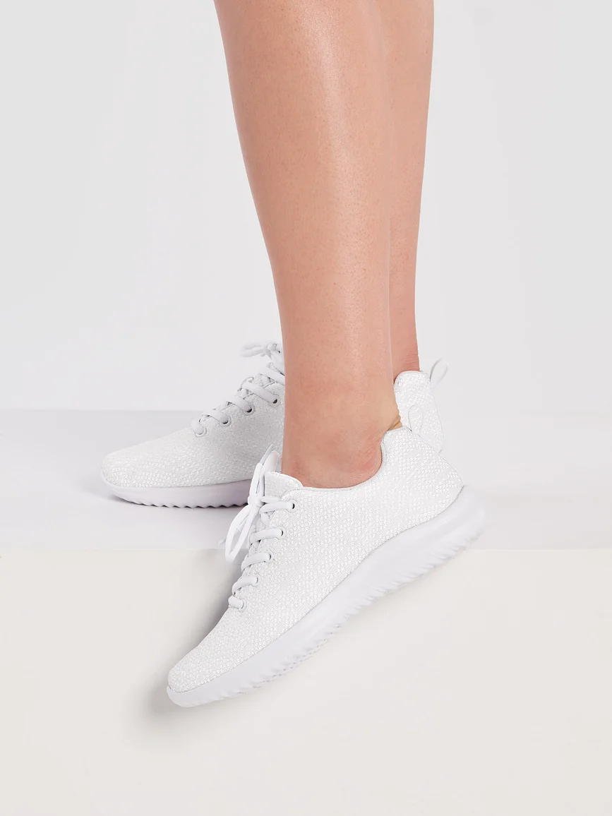 Women's Athletic Shoes